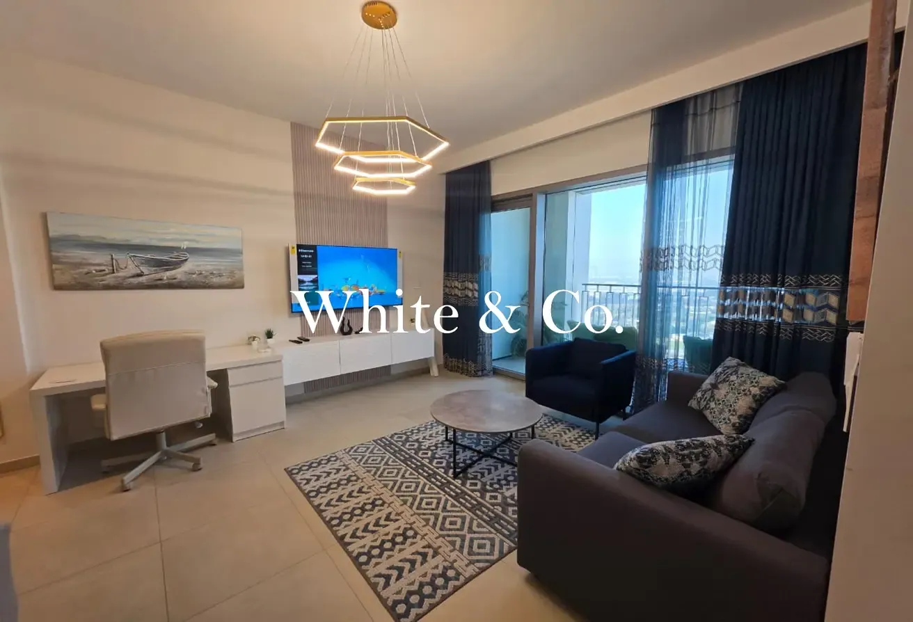 Modern | Fully Furnished | Available Now