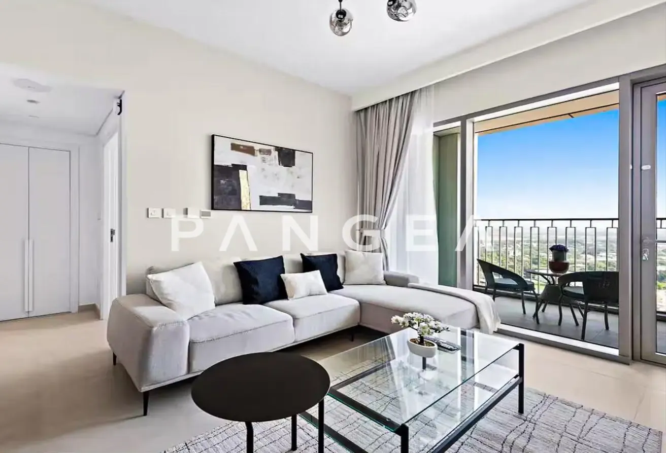 Fully Furnished I High Floor I Ready To Move In