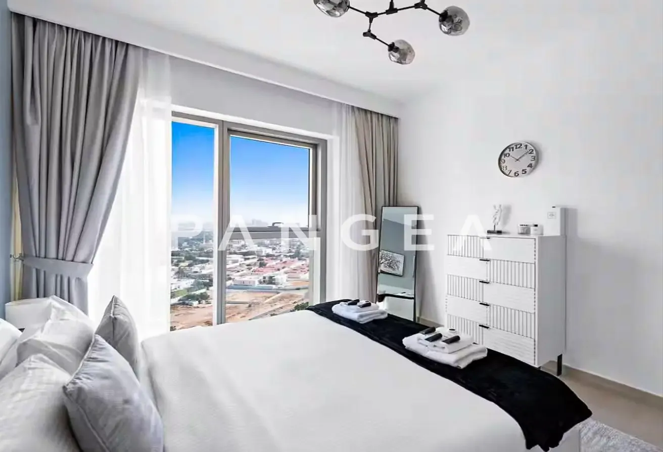 Fully Furnished I High Floor I Ready To Move In