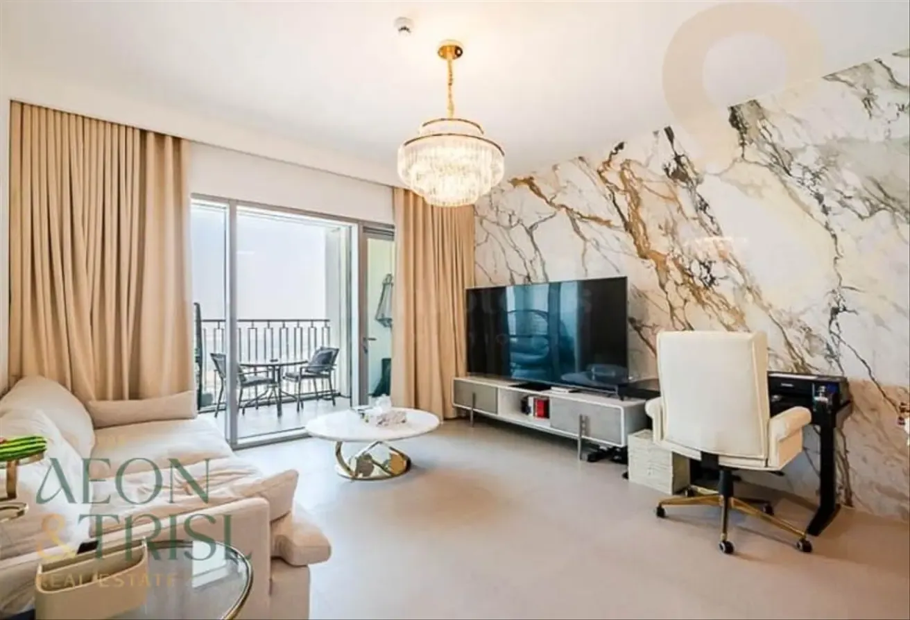 Fully Furnished | Designer Upgrade | Chiller Free
