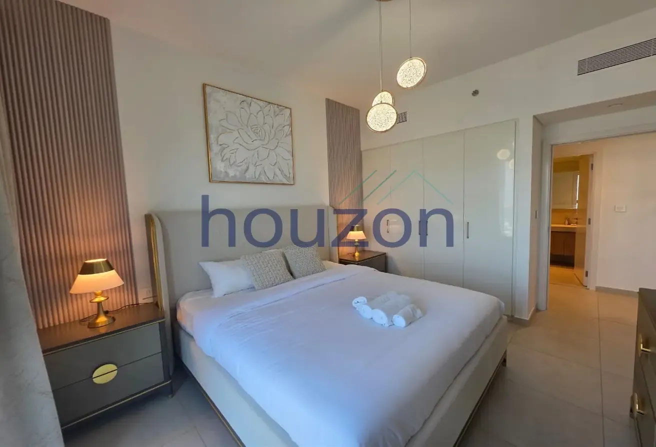 Luxury | Spacious | Fully Furnished | Vacant