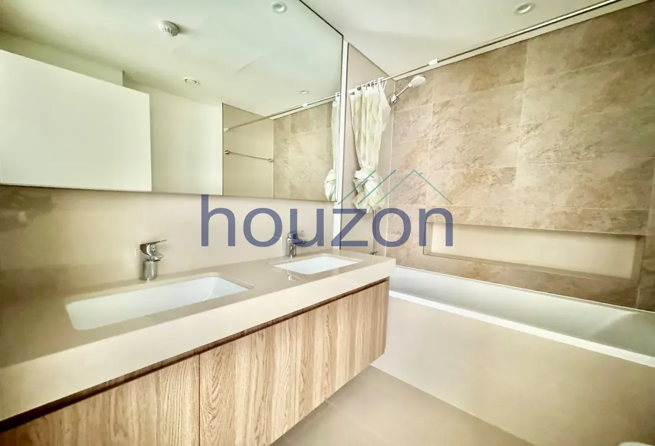 Luxurious | Vacant | High Floor | Fully Furnished