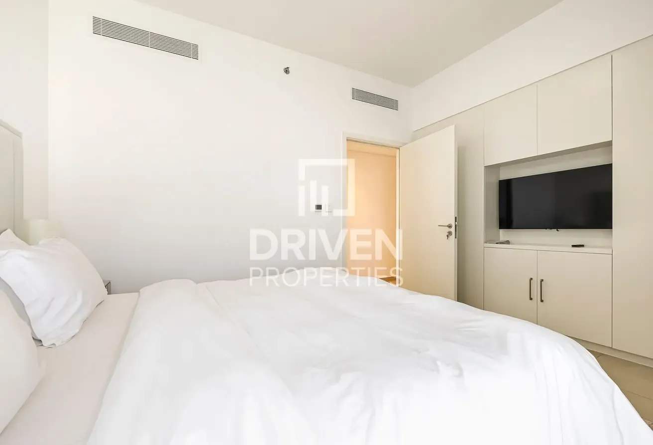 Negotiable | Burj View | Ready to move in