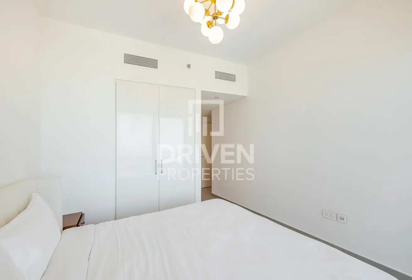 High Floor | Fully Furnished | Vacant Apt
