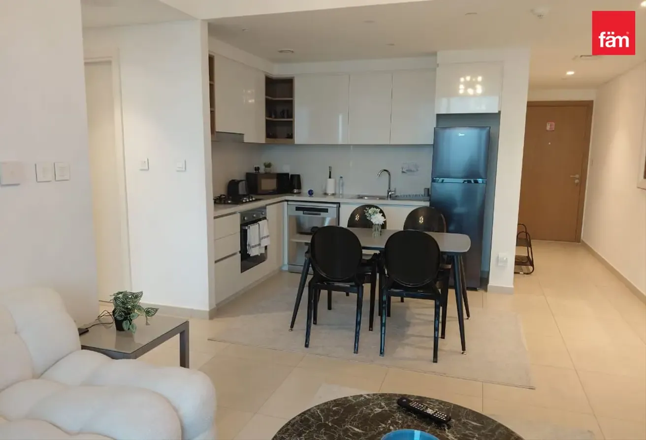 Fully Furnished | Vacant | Prime Location