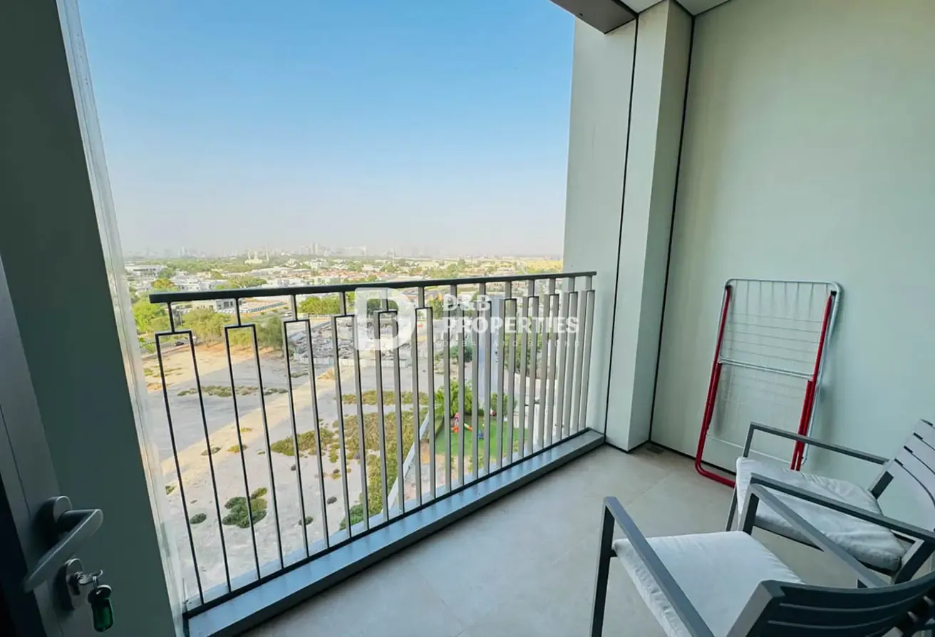 Bright and Airy | Fully Furnished | Immaculate