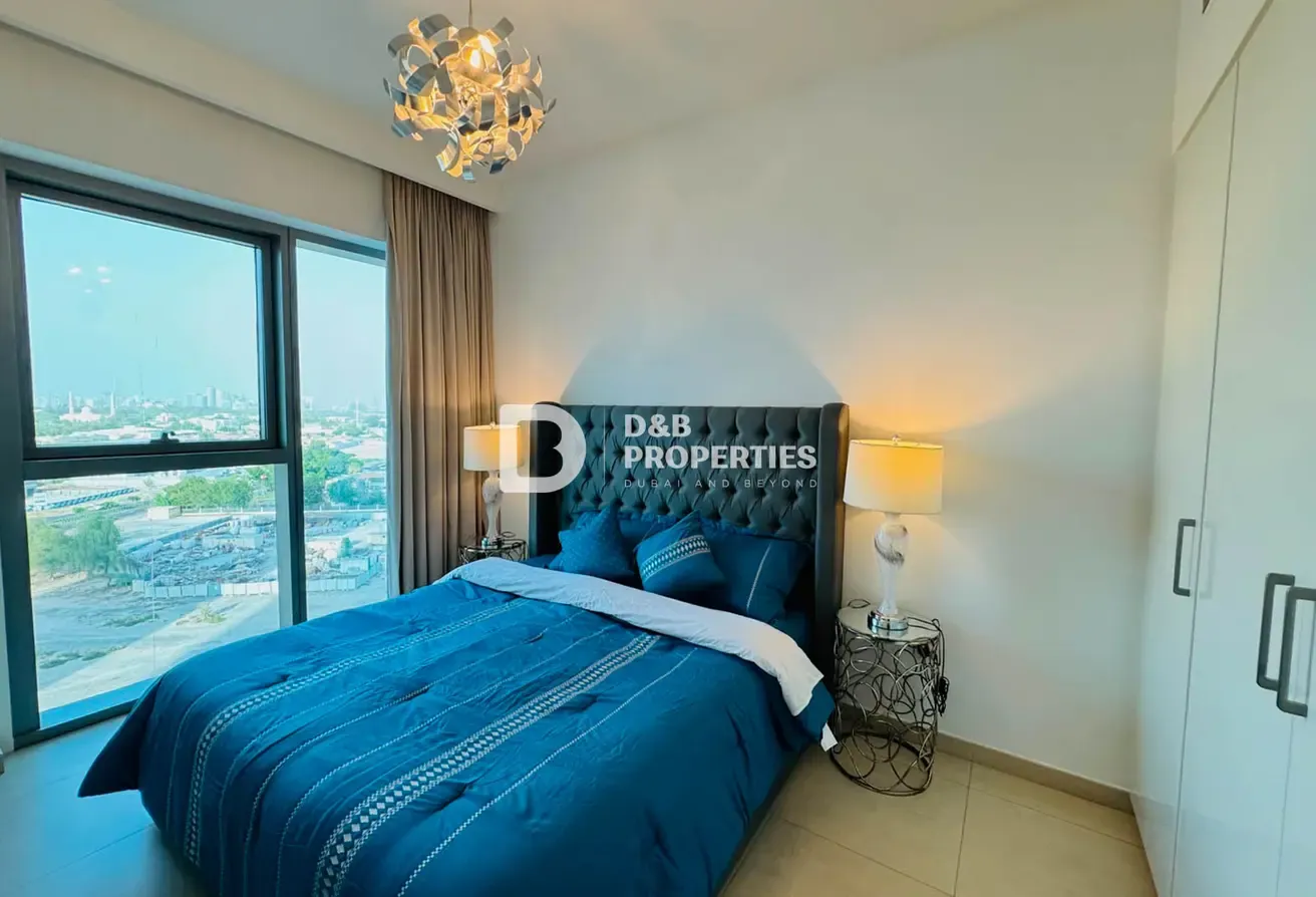 Bright and Airy | Fully Furnished | Immaculate