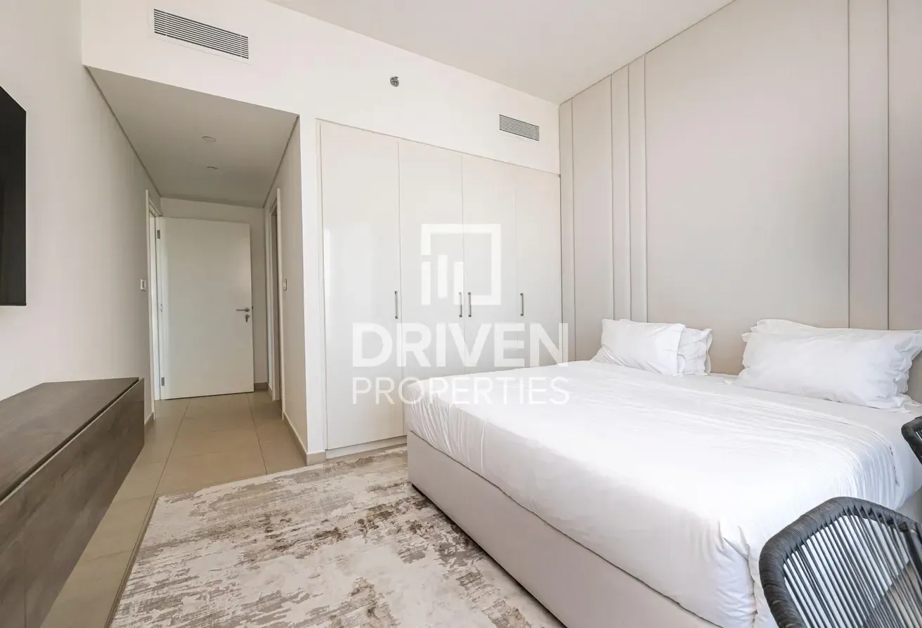 Ready to move in | Corner Unit | Zabeel View