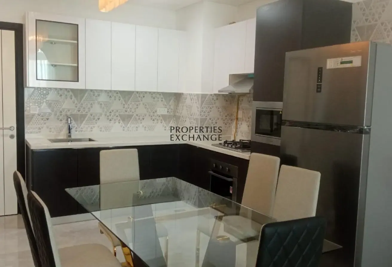 FURNISHED | NEAR METRO | PANORAMIC CITY VIEW