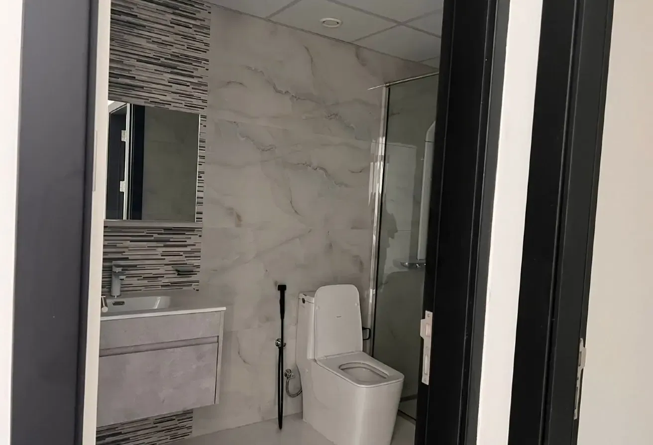 Townhouse view | 3 min walking distance to metro