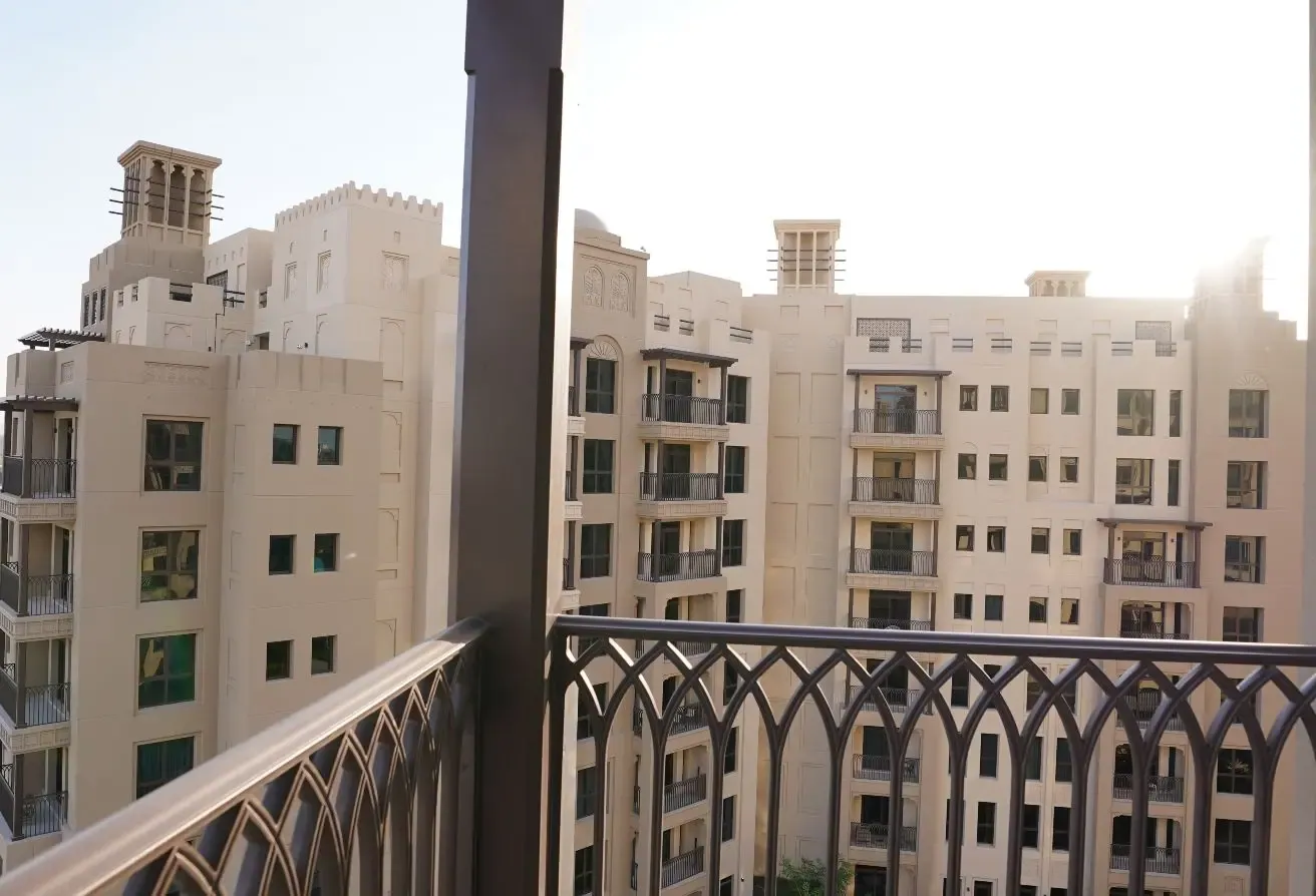 Great Amenities l Brand NEW l Spacious Unit