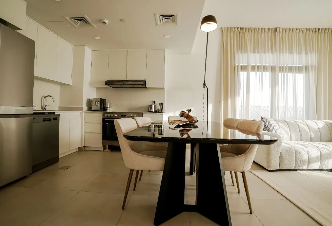 Great Amenities l Brand NEW l Spacious Unit