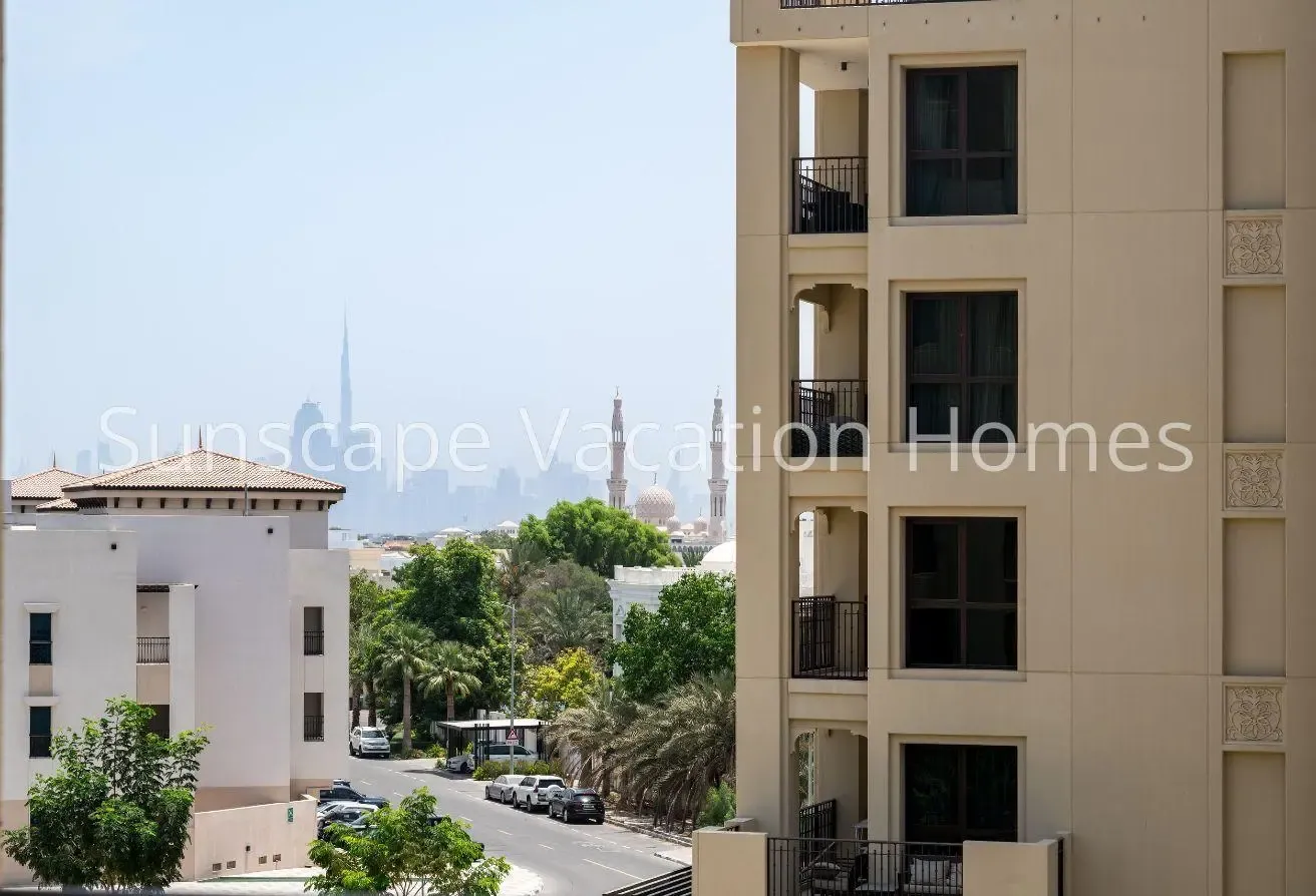 Furnished 2BR Holiday Home, MJL near Burj Al Arab