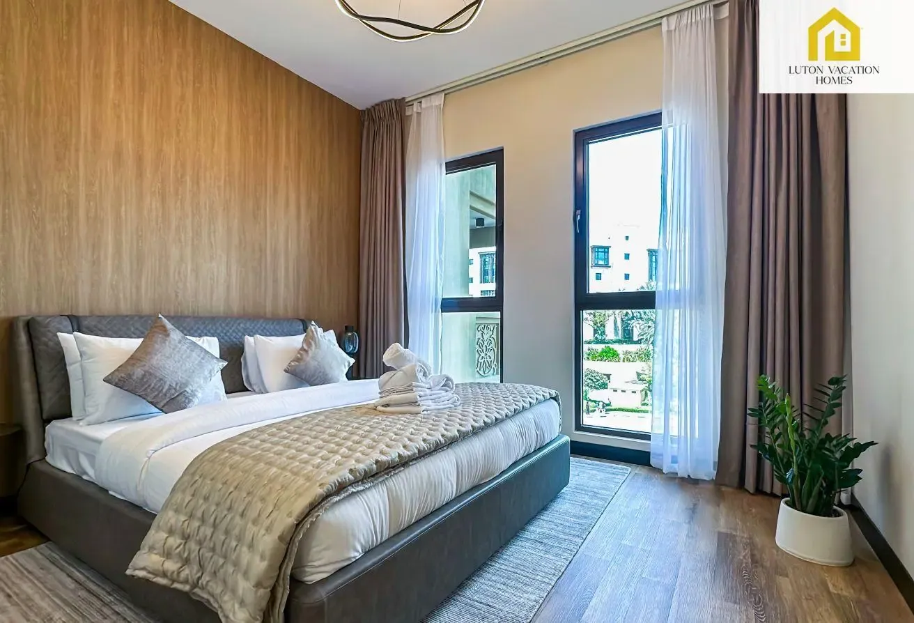Spacious 3BR in Lamtara 1, Burj Al Arab View