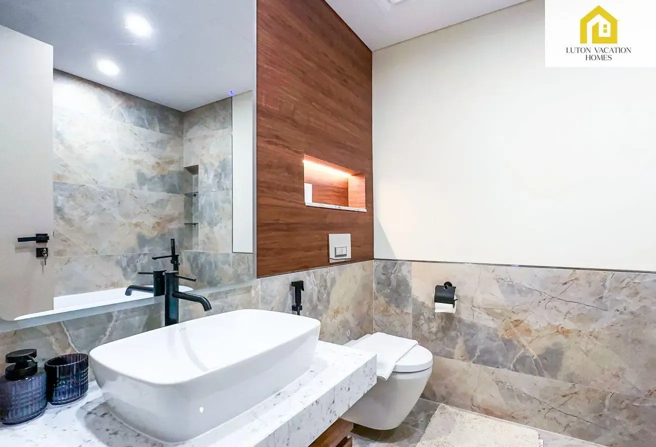 Spacious 3BR in Lamtara 1, Burj Al Arab View