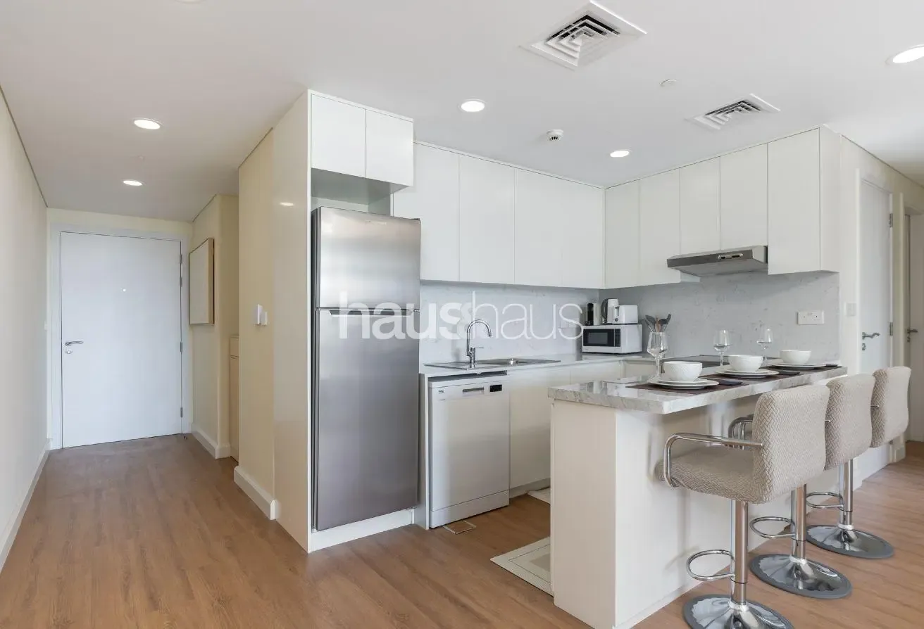 Burj Al Arab View | Inviting 1BR | Great Community
