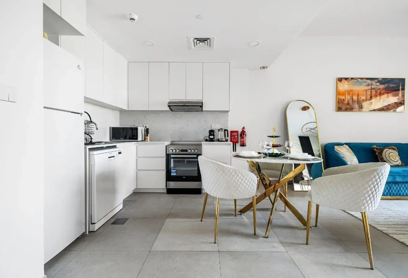 No Security Deposit | Flexible Terms | Big Layout