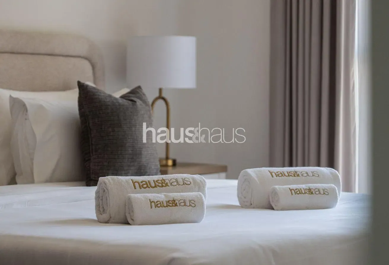 Burj Al Arab View | Tranquil Community | Modern