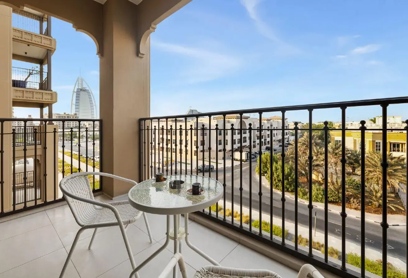 Luxury 1BR with Iconic Burj Al Arab View