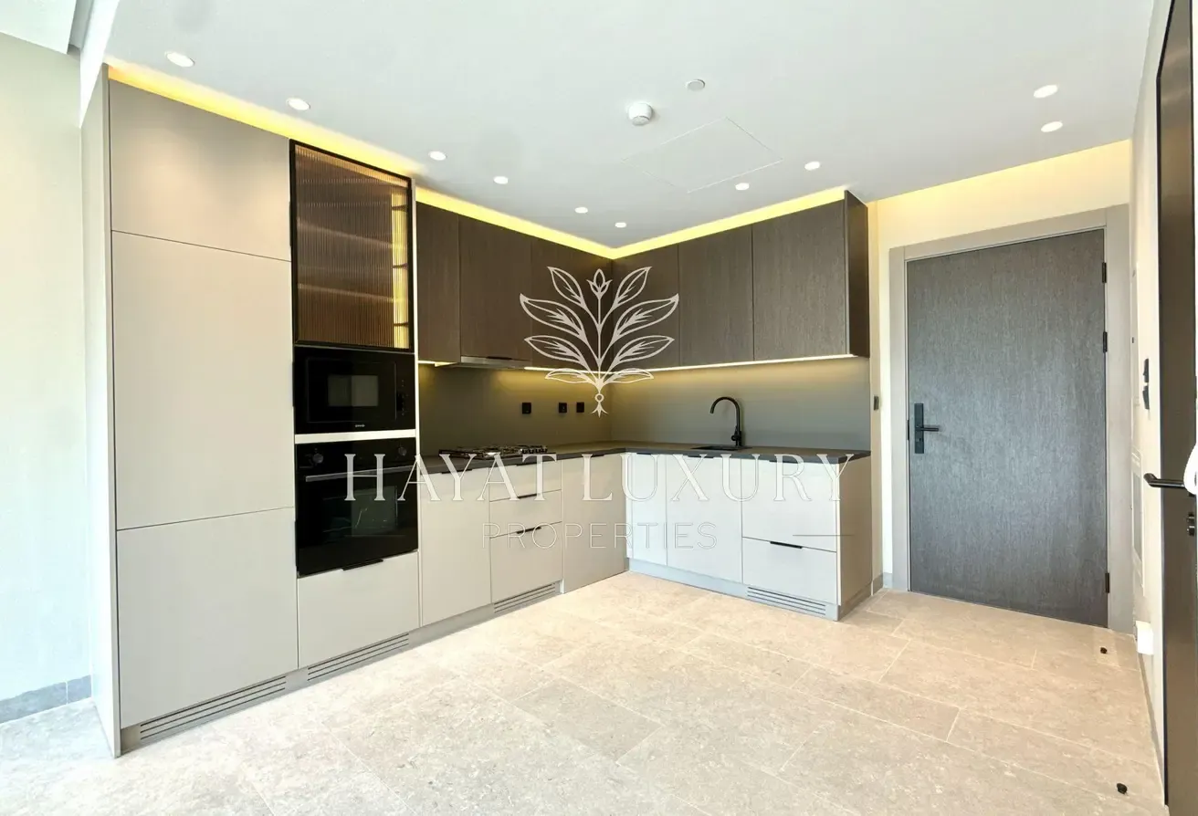 Park View | Brand New | 6 Cheques