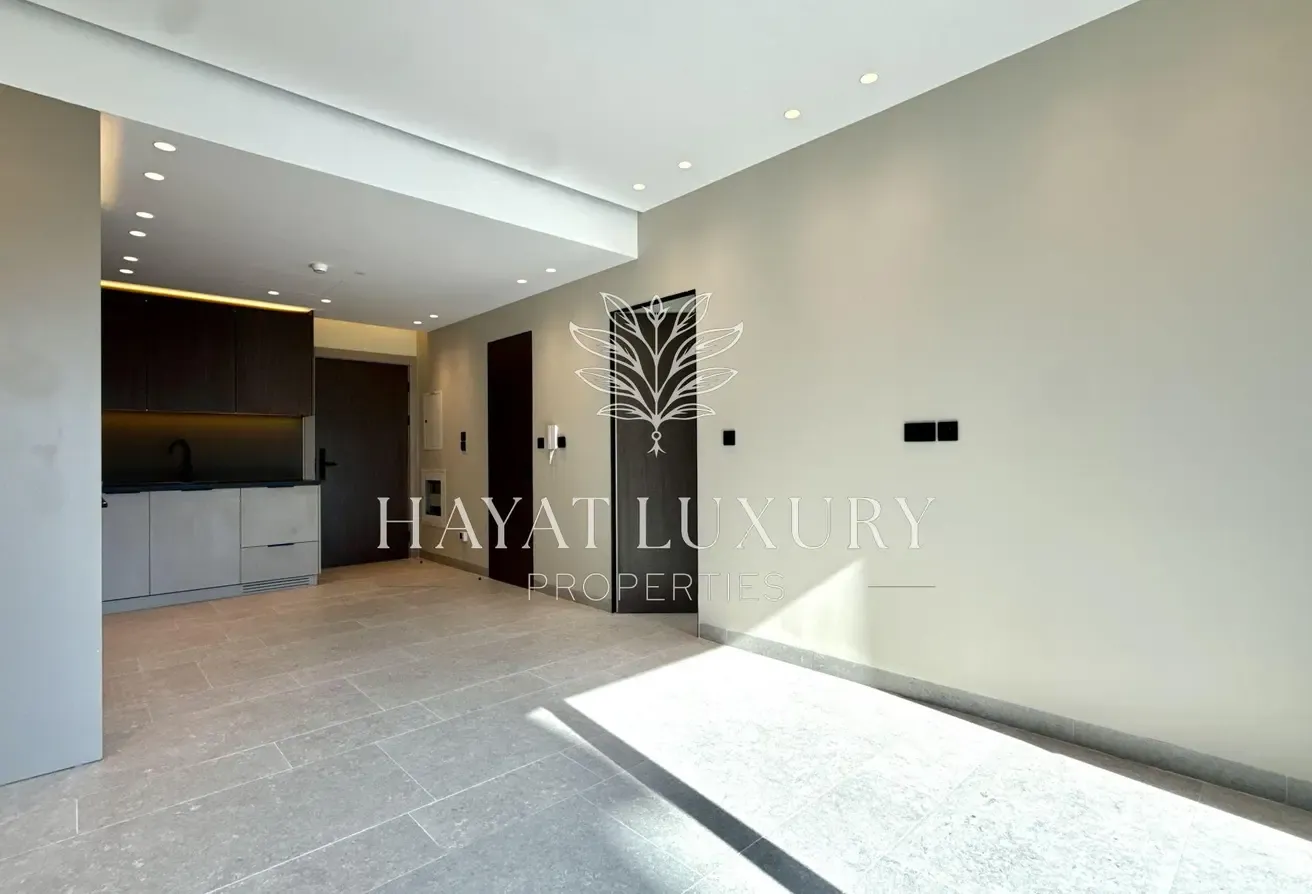 Park View | Brand New | 6 Cheques