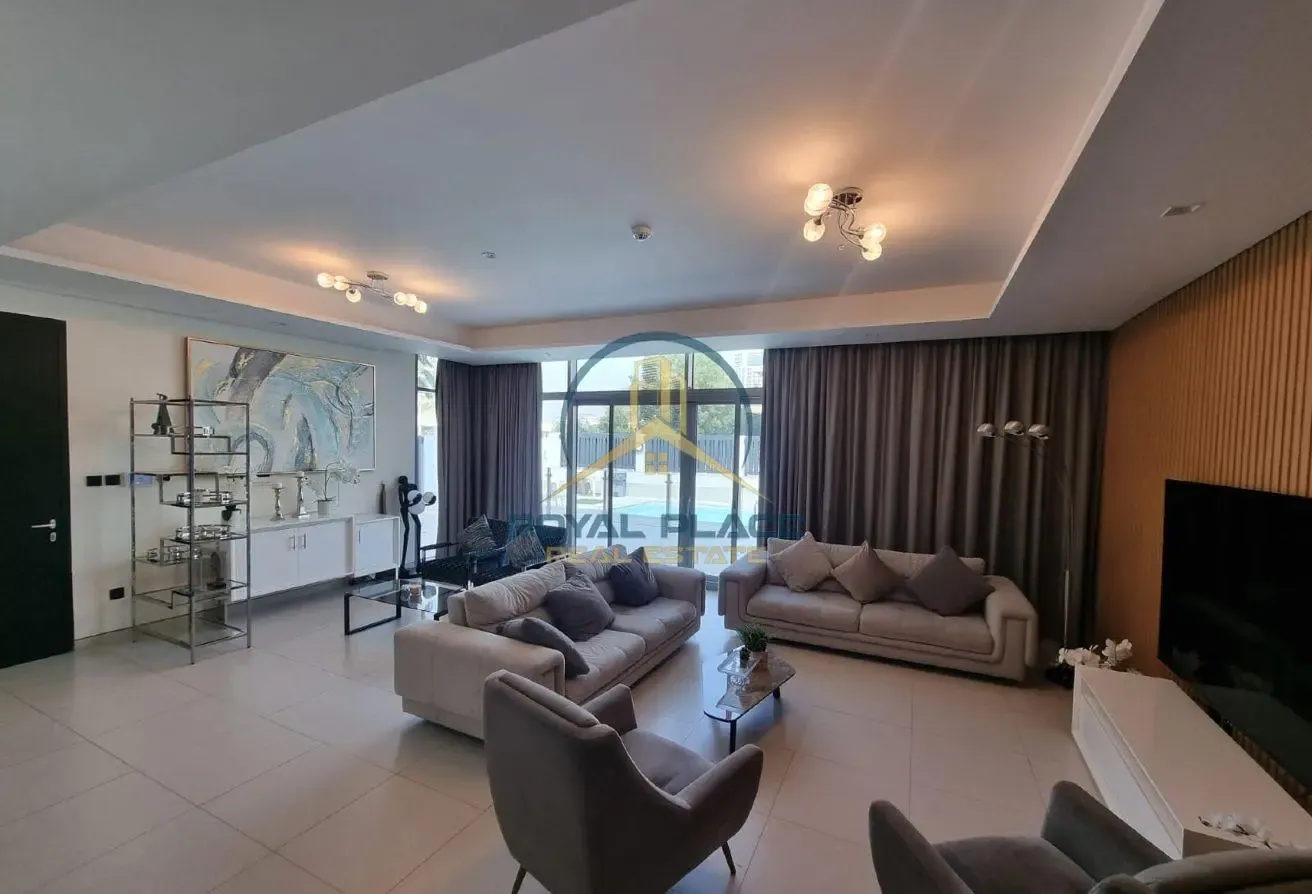 OFFER OF MONTH / UNFURNISHED /60 DAYS FREE
