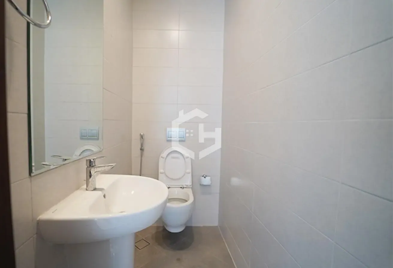 Multiple Options | Ready to Move | Private Pool