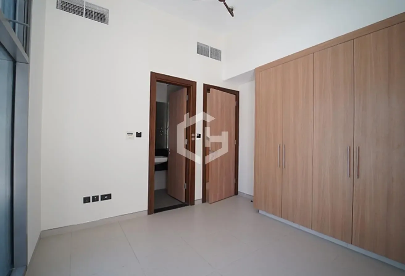 Multiple Options | Ready to Move | Private Pool