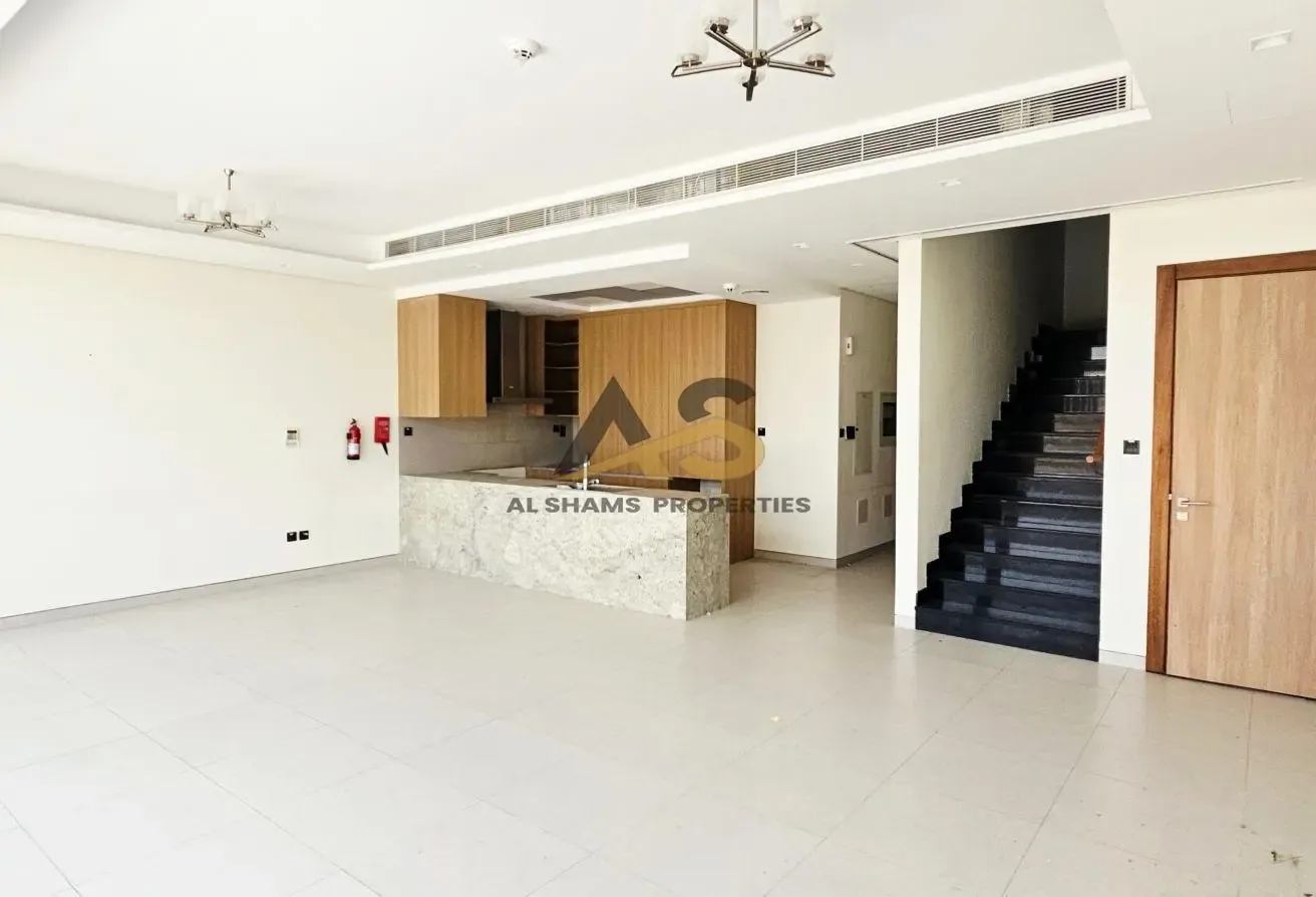 Ready to Move - Nice Offer - Calm & Accessible