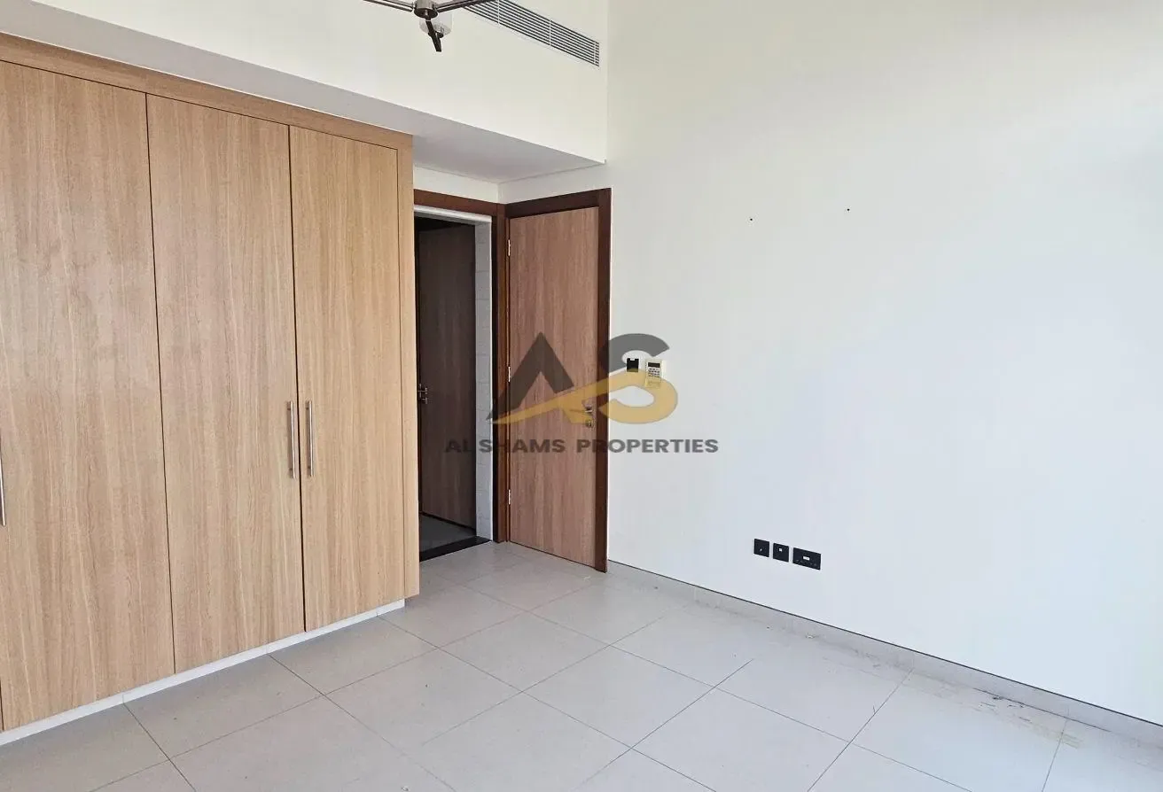 Ready to Move - Nice Offer - Calm & Accessible