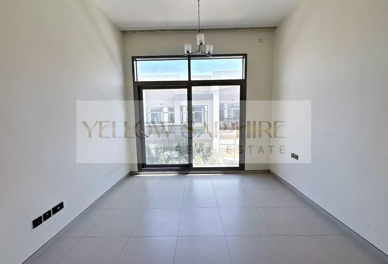 5 BR Villa| BRAND NEW | Equipped Kitchen