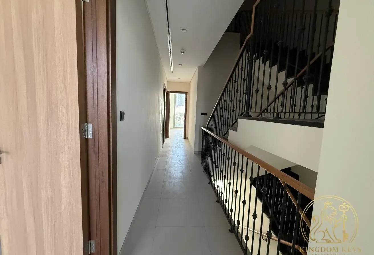 VARIOUS OPTIONS | AED 209K–280K | PRIVATE POOL