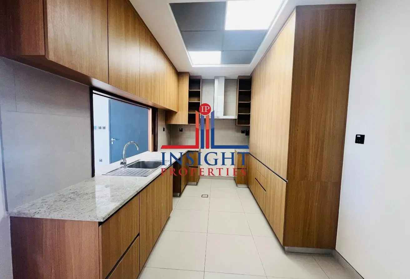 2 MONTHS FREE | MIDDLE VILLA| 5 BR + M | POOL