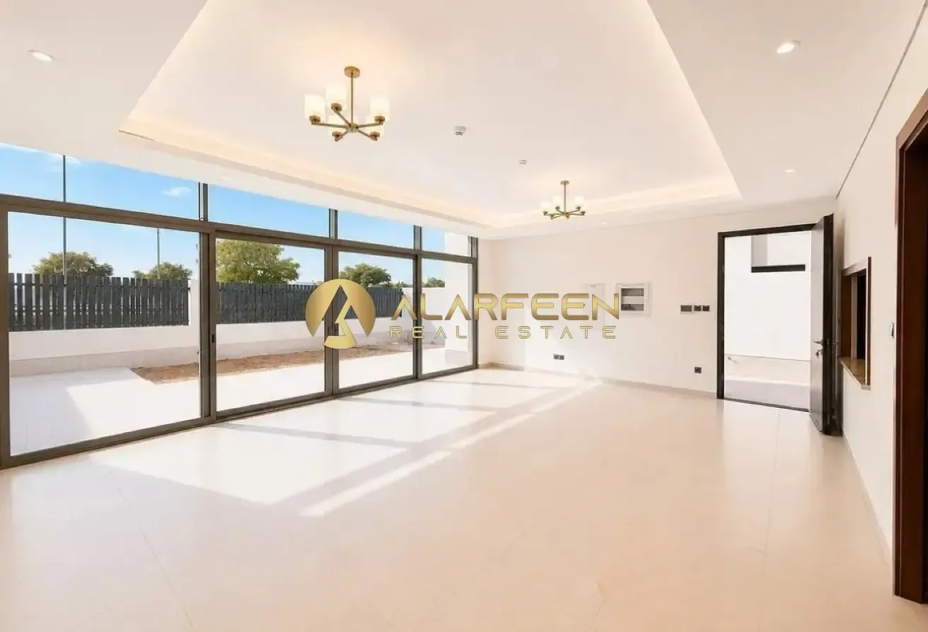 5BR+Maidroom | Spacious Villa | Community View
