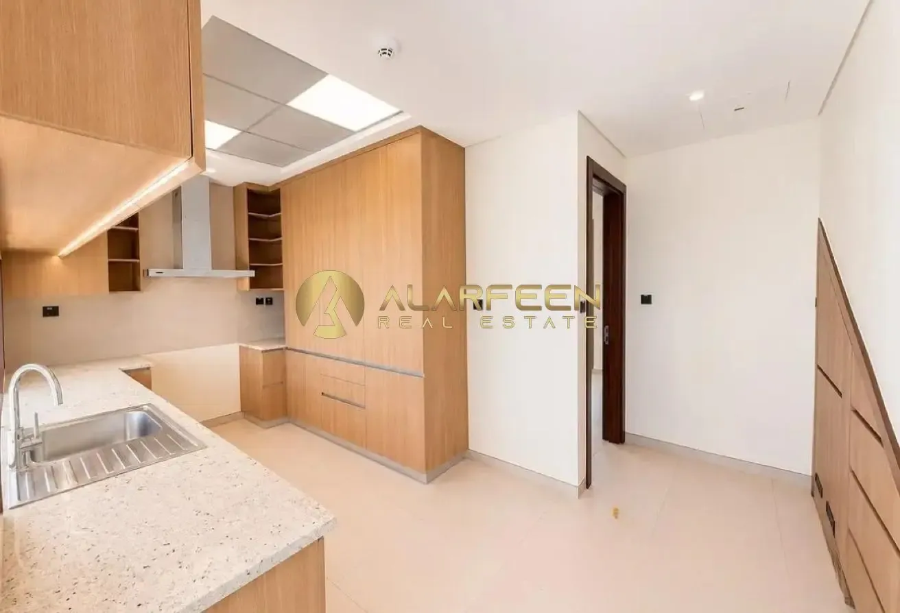 5BR+Maidroom | Spacious Villa | Community View