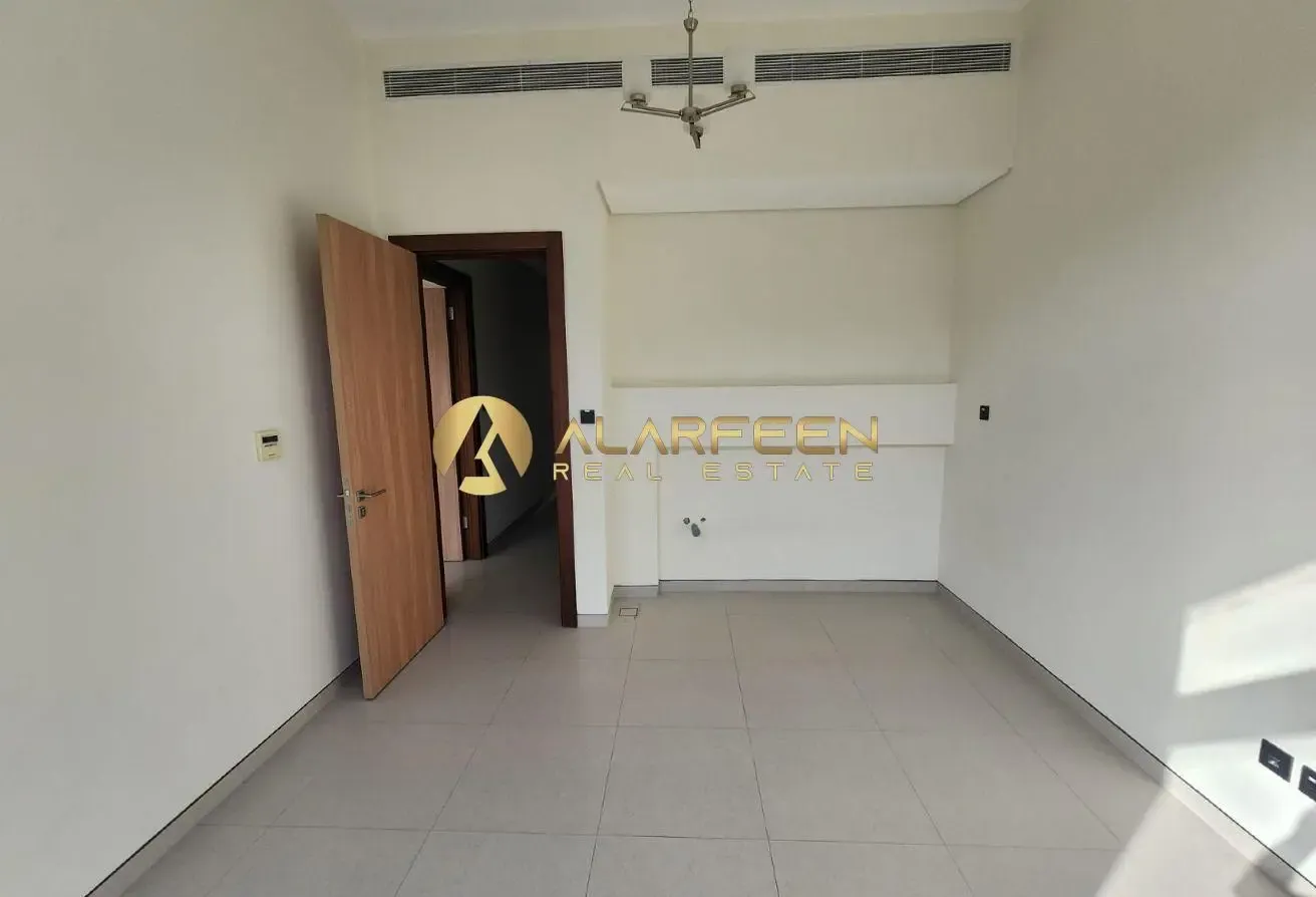 5BR+Maidroom | Spacious Villa | Community View