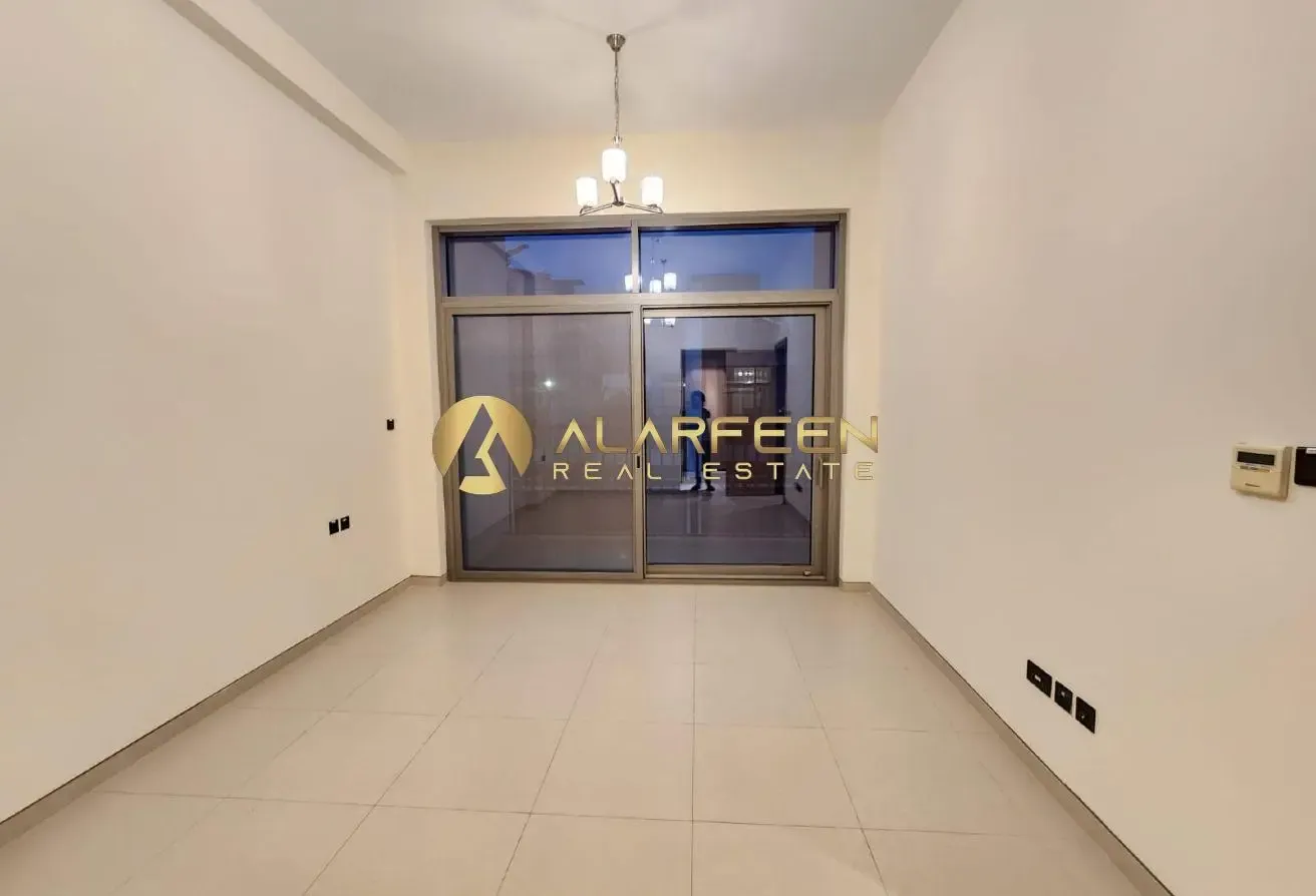 5BR+Maidroom | Luxurious Villa | Prime Location