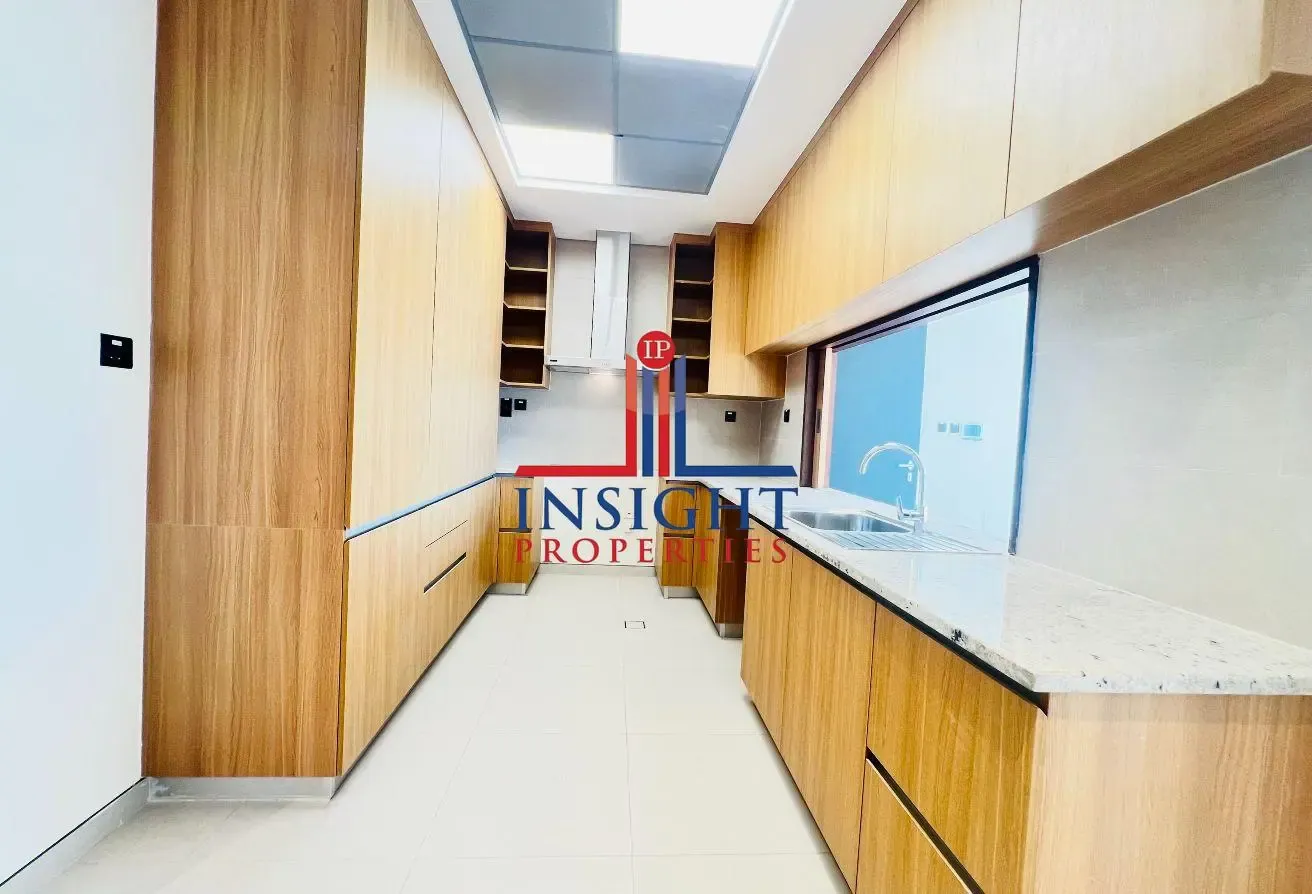 2 MONTHS FREE | MIDDLE VILLA | 5 BR + M | GARDEN