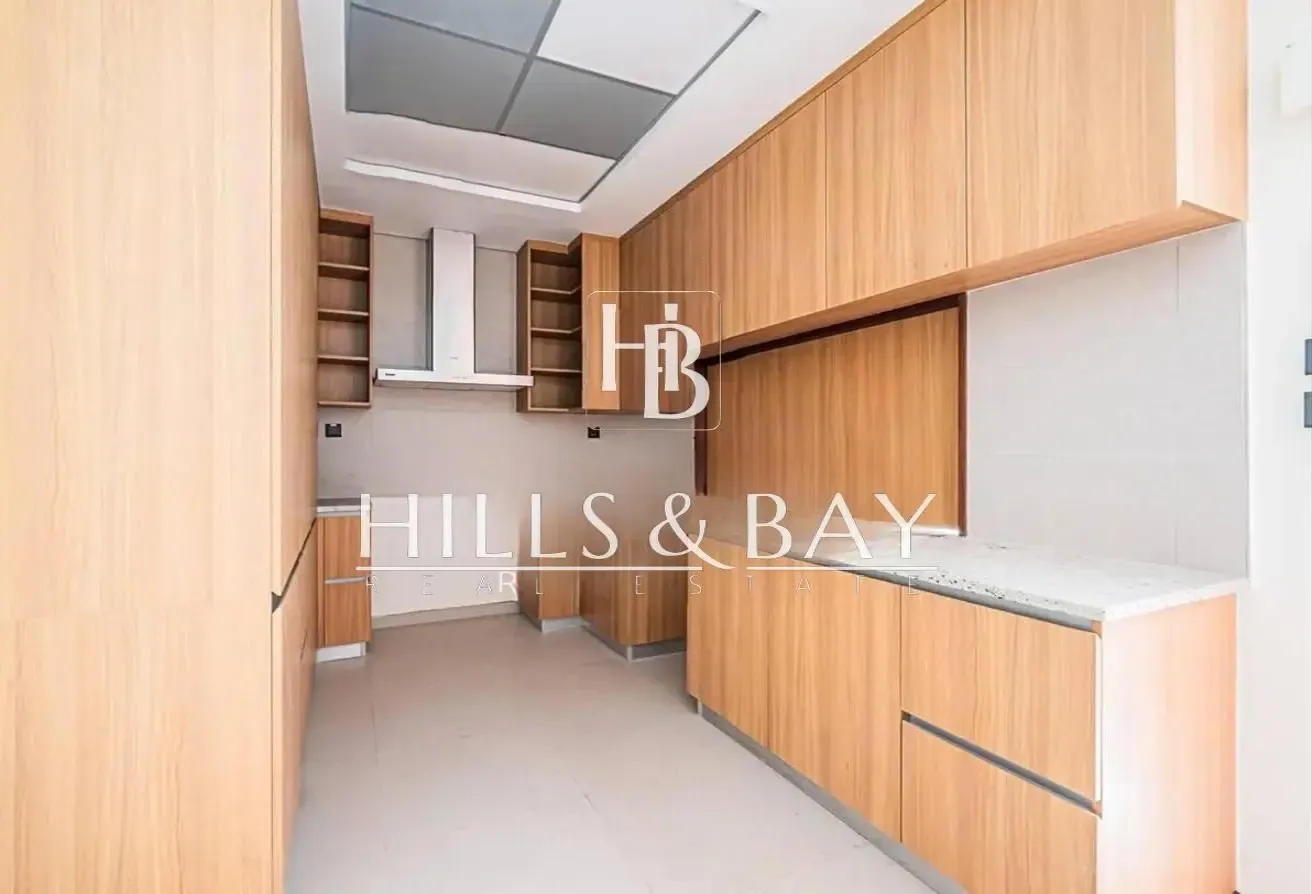 New | Family Living | Corner Villa | Private Pool