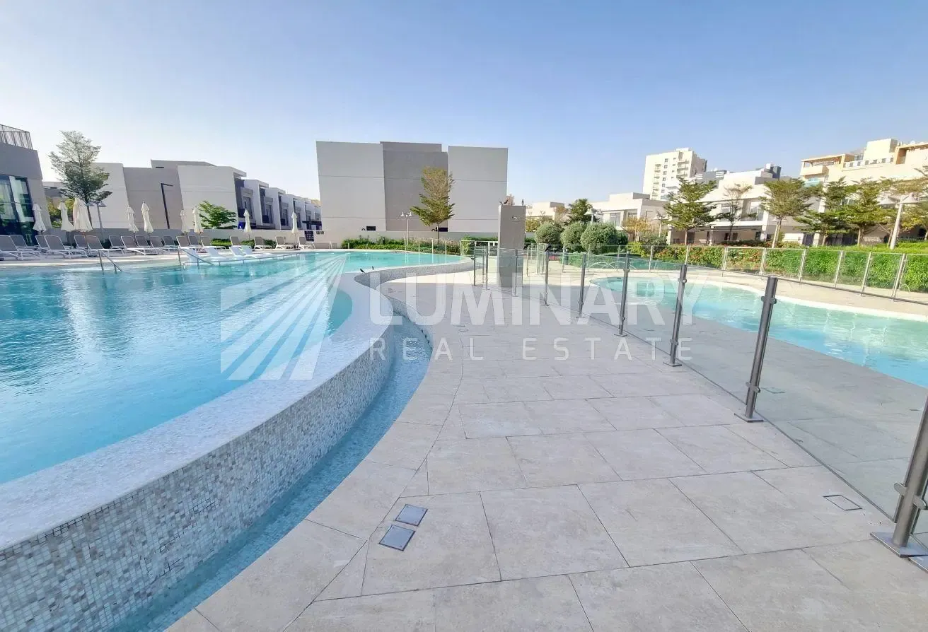 Brand new community villa with maid room all ameni