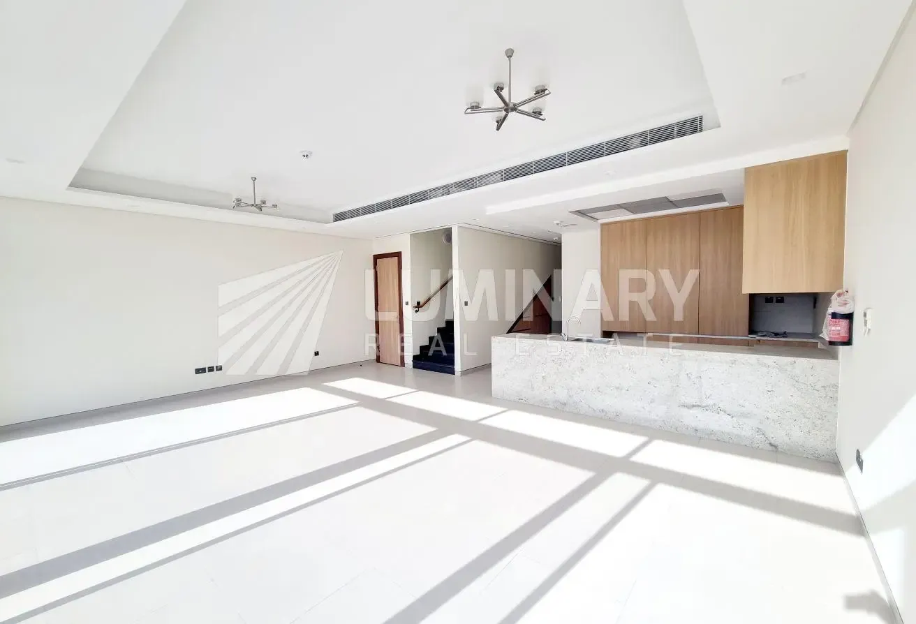 Brand new community villa with maid room all ameni