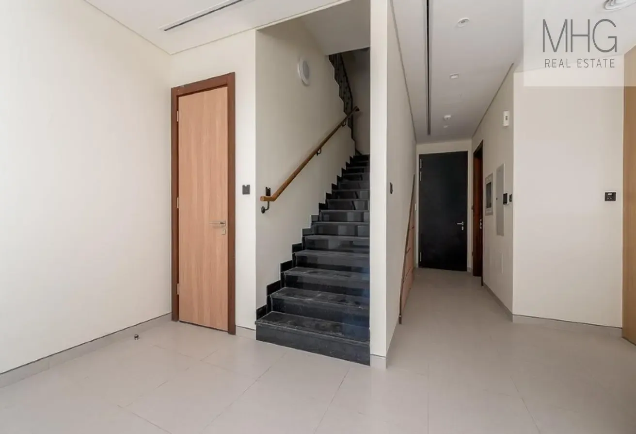 Luxury Villa | 5 Bedroom+Maid Room | Private Pool