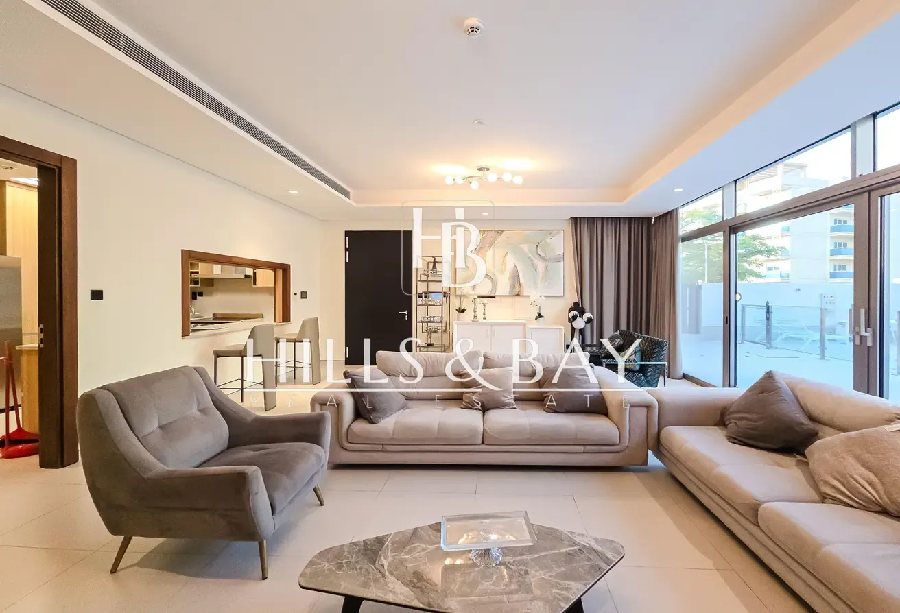 BRAND NEW VILLA I 5 BED + MAID I 180 DEGREE