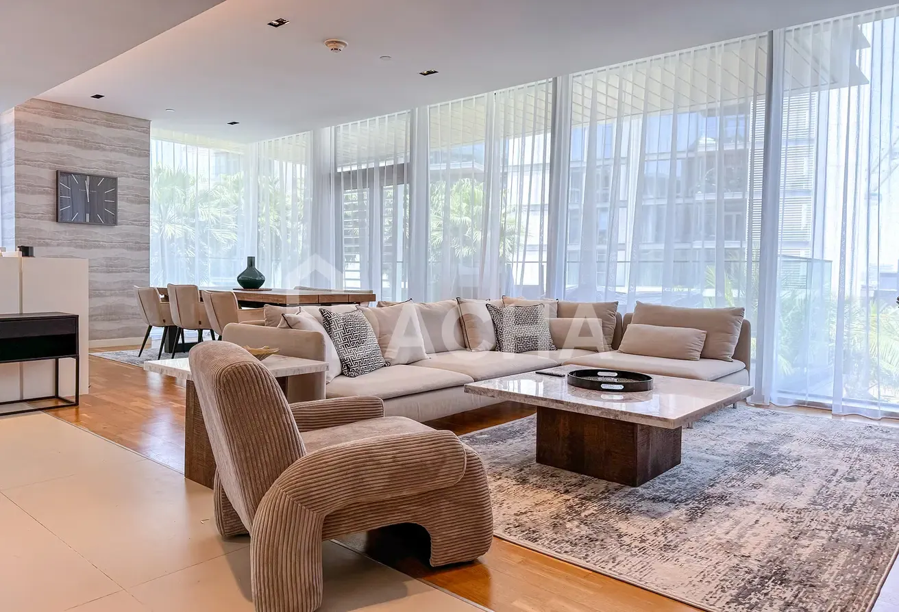 Bright and Modern | Furnished | Ready To Move In