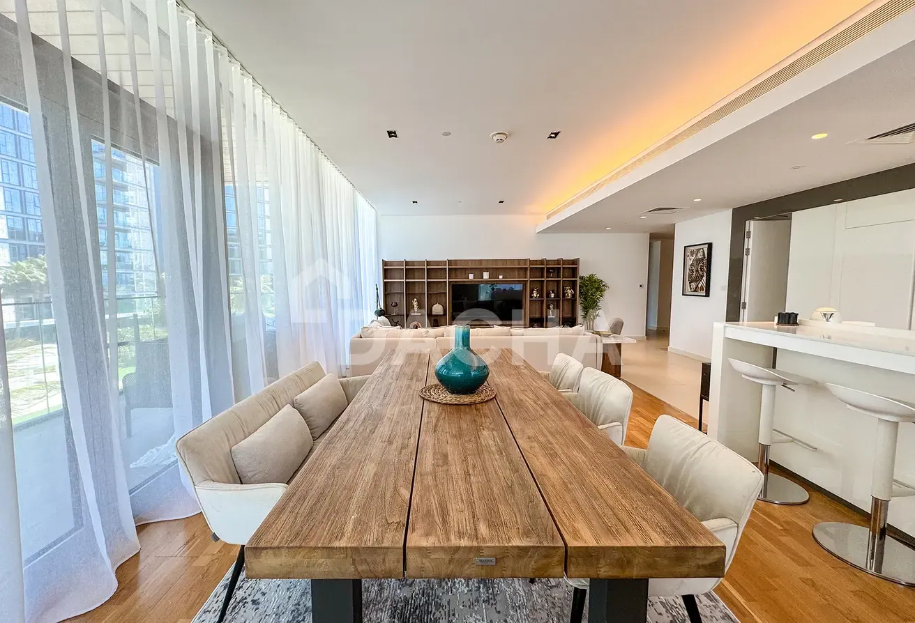 Bright and Modern | Furnished | Ready To Move In