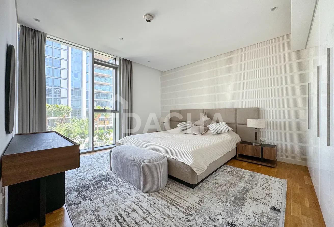 Bright and Modern | Furnished | Ready To Move In