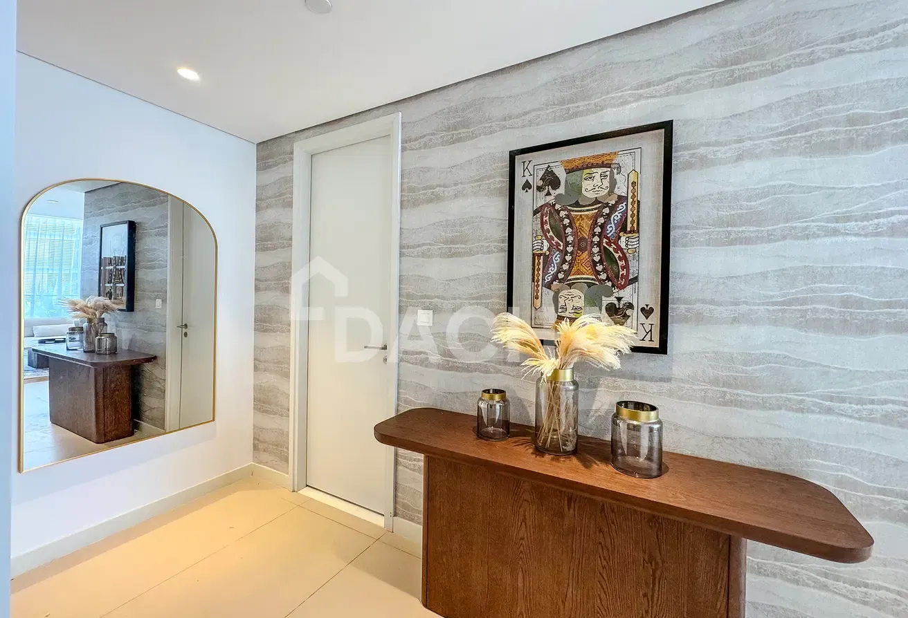 Bright and Modern | Furnished | Ready To Move In
