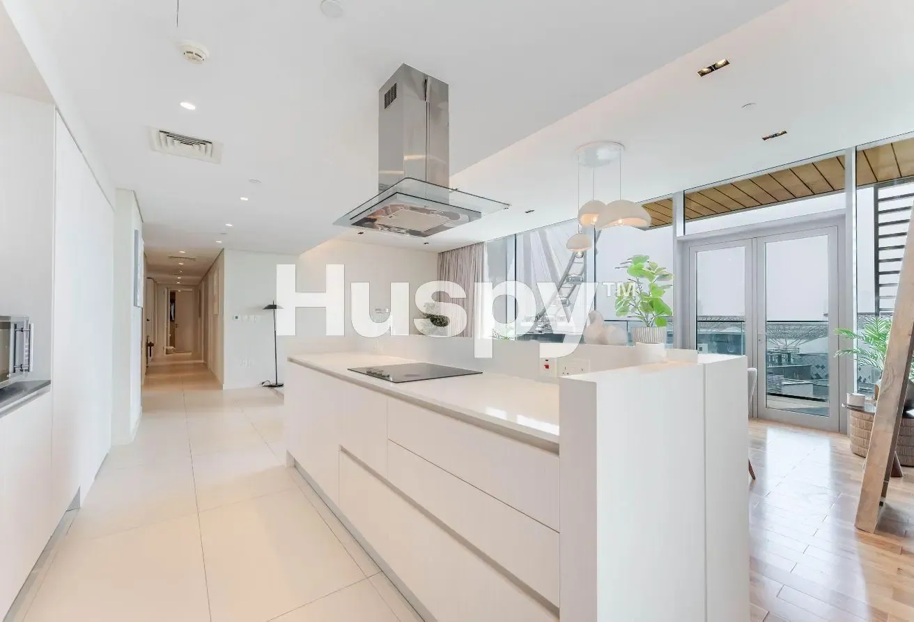 Upgraded | Furnished | Corner Unit