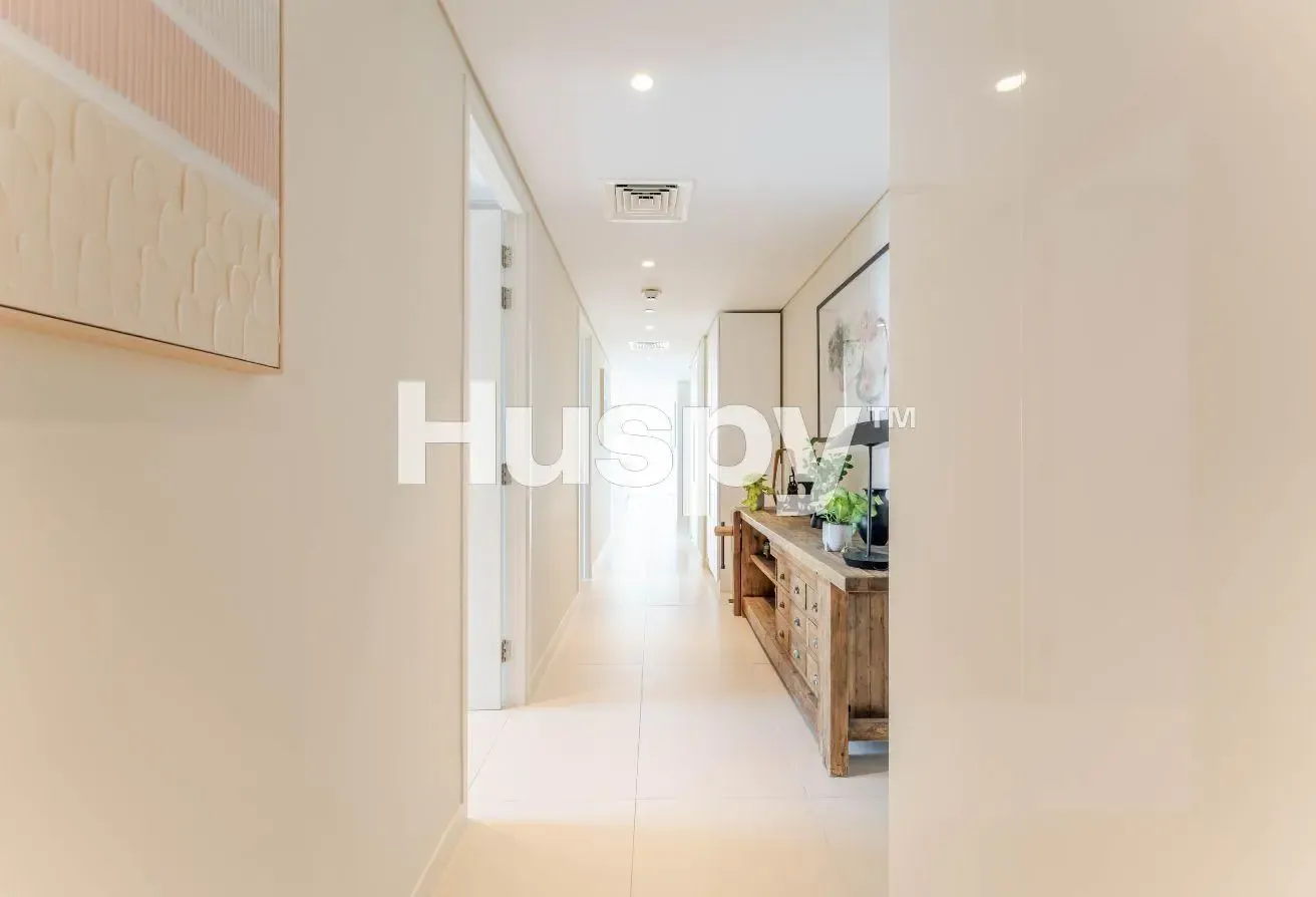 Upgraded | Furnished | Corner Unit