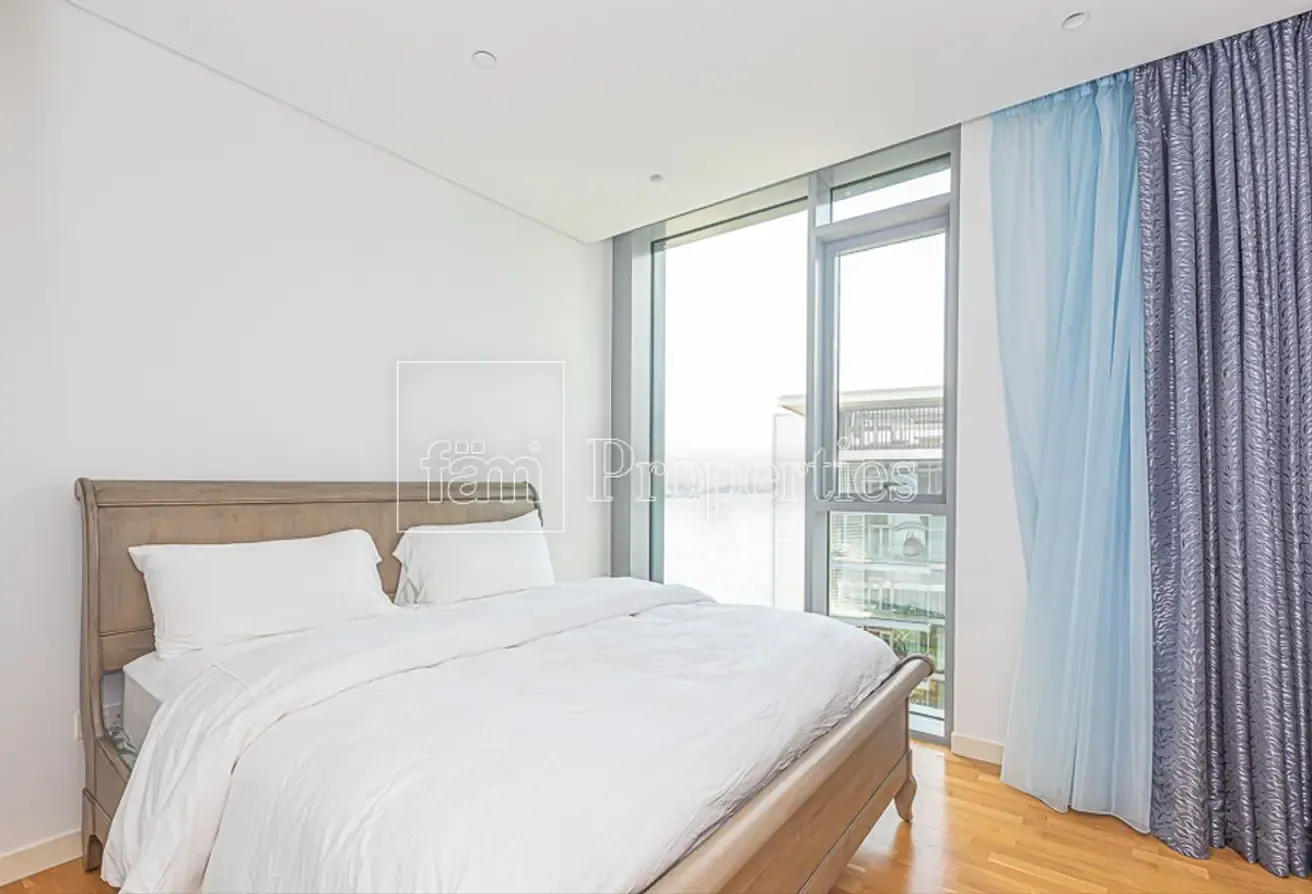 3 Bed + Maid Sea View l Furnished | Exclusive